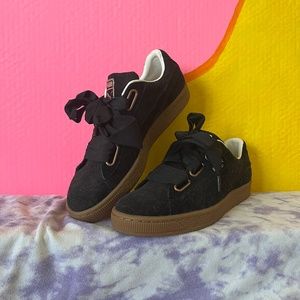 Black Corduroy Puma Sneaks